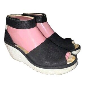 FLY LONDON YAKE Sz 6.5/7 Black Leather Ankle Strap Logo Wedge Heel Boho Sandals